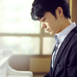 陈美惠的AV在线播放
